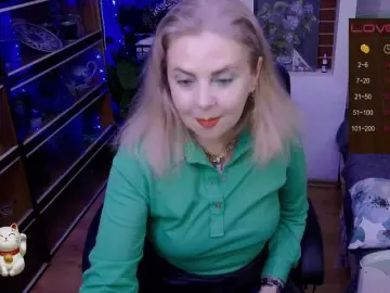 Delicecatmyau  live sex cam
