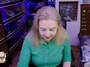 Delicecatmyau  live sex cam