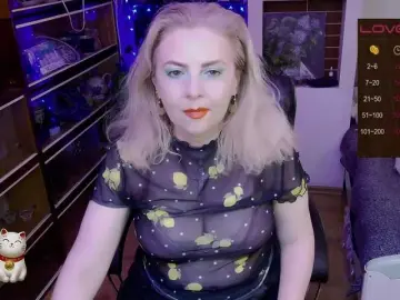 Delicecatmyau  live sex cam