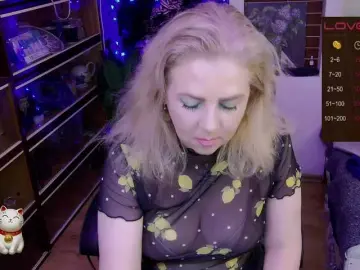 Delicecatmyau  live sex cam
