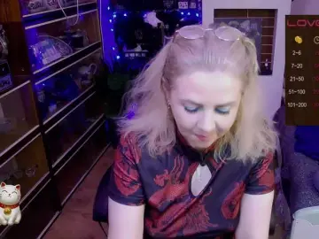 Delicecatmyau  live sex cam