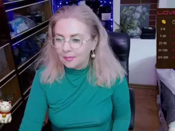 Delicecatmyau  live sex cam