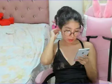 Milley777  live sex cam