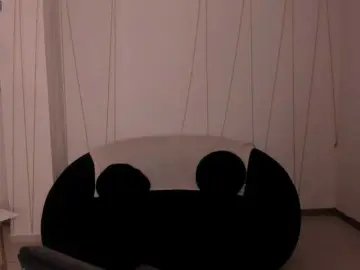 SunnyRiversX  live sex cam