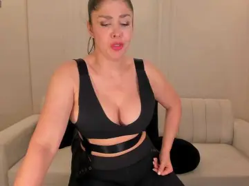 SunnyRiversX  live sex cam