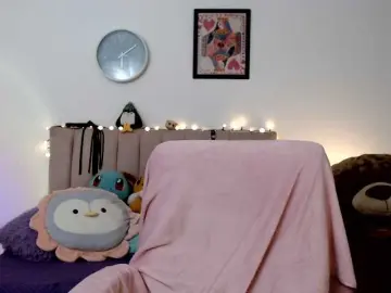 Itsvalentine  live sex cam