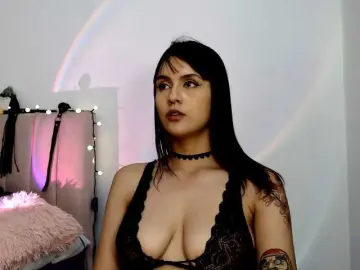 Itsvalentine  live sex cam