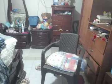 Jazmin-mature  live sex cam