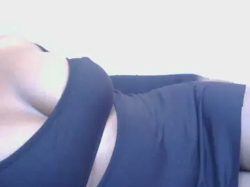 Naughtygirll  live sex cam