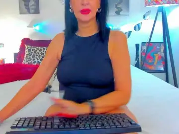 Shanon4u  live sex cam