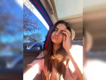 Asya2527  live sex cam