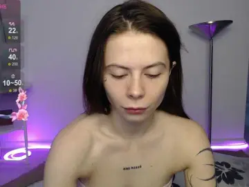 ChloeSummers  live sex cam