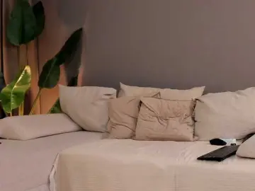 ElisBelle  live sex cam