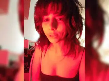 Tinablackkk  live sex cam