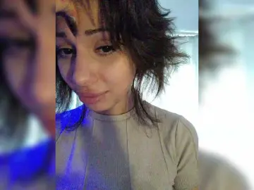 Tinablackkk  live sex cam