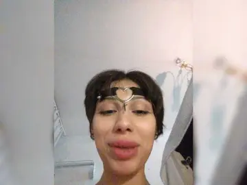 Tinablackkk  live sex cam