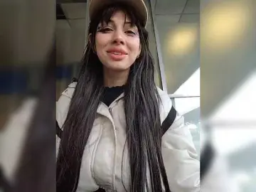 Tinablackkk  live sex cam
