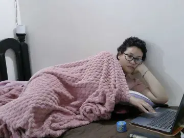 OnlyLuxas23  live sex cam