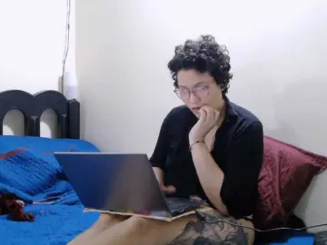 OnlyLuxas23  live sex cam