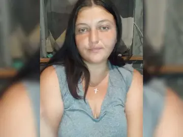 AngelinaKiss96  live sex cam