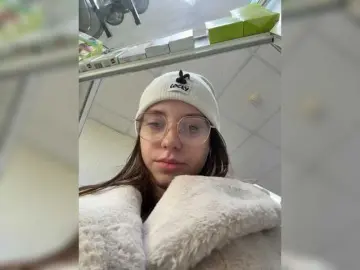 FunnyBanny0312  live sex cam