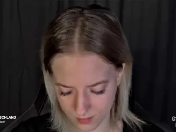 HeyAlise  live sex cam