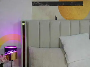 MiaJolie  live sex cam
