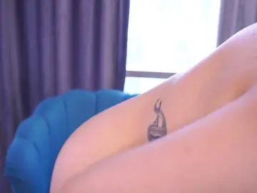 MistyReeds  live sex cam