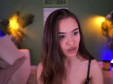 MistyReeds  live sex cam