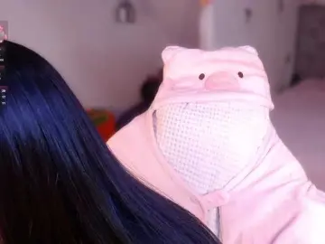Nyx-exe  live sex cam