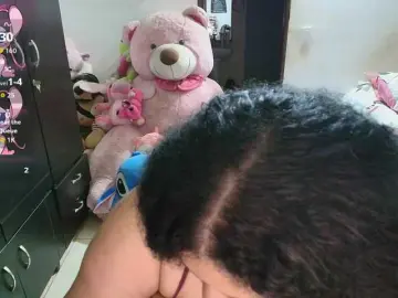 PandoraDreams  live sex cam