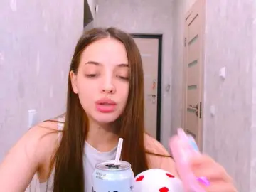 SiennaMia  live sex cam