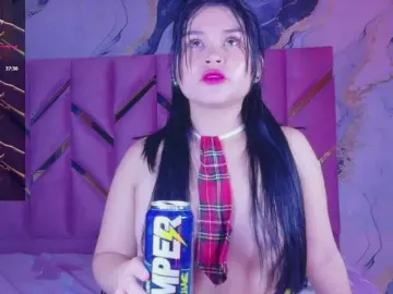 Naughtyyindiann  live sex cam