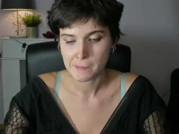 Soft-sarah  live sex cam