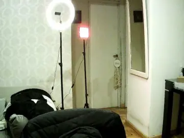 Valenseleni96  live sex cam