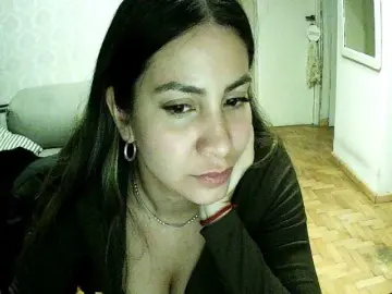 Valenseleni96  live sex cam