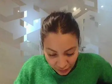 Valenseleni96  live sex cam