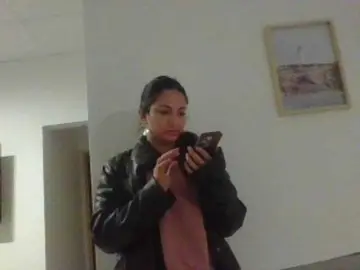 Valenseleni96  live sex cam