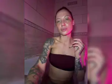 Alina666Mistress  live sex cam