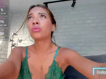 AmberWalker  live sex cam
