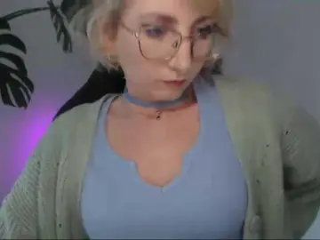 CinderellaMoon  live sex cam