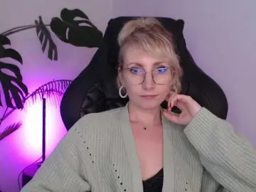 CinderellaMoon  live sex cam