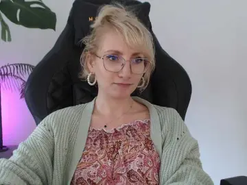 CinderellaMoon  live sex cam