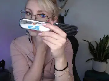 CinderellaMoon  live sex cam
