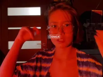 Mikiora  live sex cam
