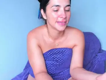 Emilyrouss  live sex cam