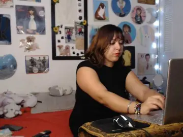 Soynanabela  live sex cam
