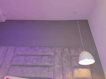 AteneaRoldan  live sex cam