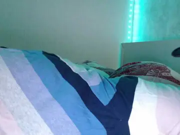 Bonnie-Petite  live sex cam