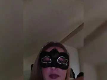 CallmeWild7  live sex cam